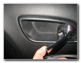 Dodge-Journey-Interior-Door-Panel-Removal-Guide-044