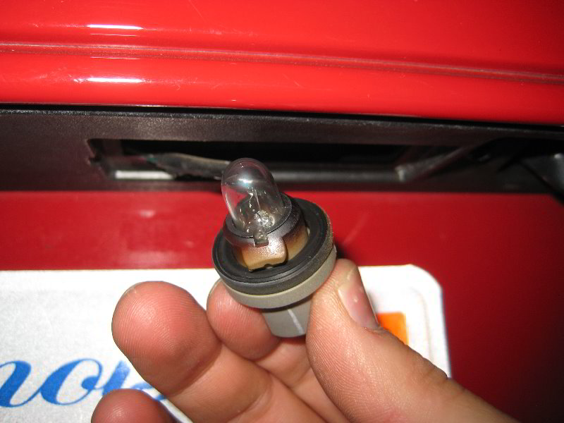 Dodge-Journey-License-Plate-Light-Bulbs-Replacement-Guide-008