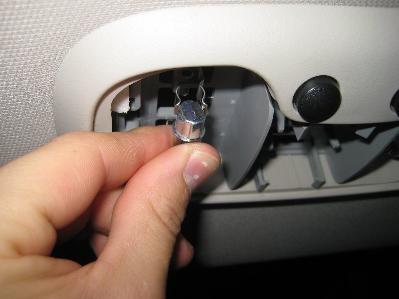 Dodge-Journey-Map-Light-Bulbs-Replacement-Guide-009