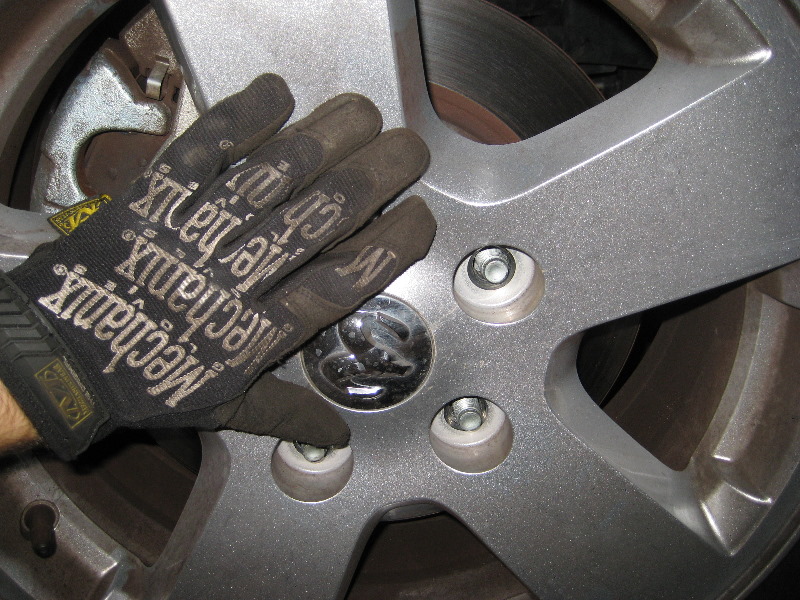 DodgeRam1500FrontBrakePadsReplacementGuide033