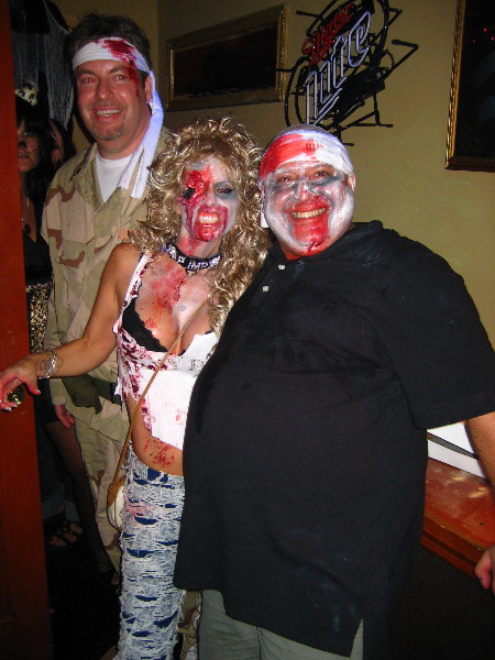 Boca-Raton-Zombie-Bar-Crawl-October-2009-005