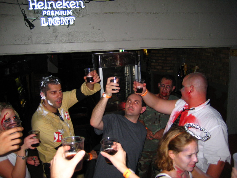 Boca-Raton-Zombie-Bar-Crawl-October-2009-011