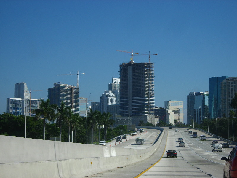 Downtown-Miami-Skyscrapers-I95-Highway-004
