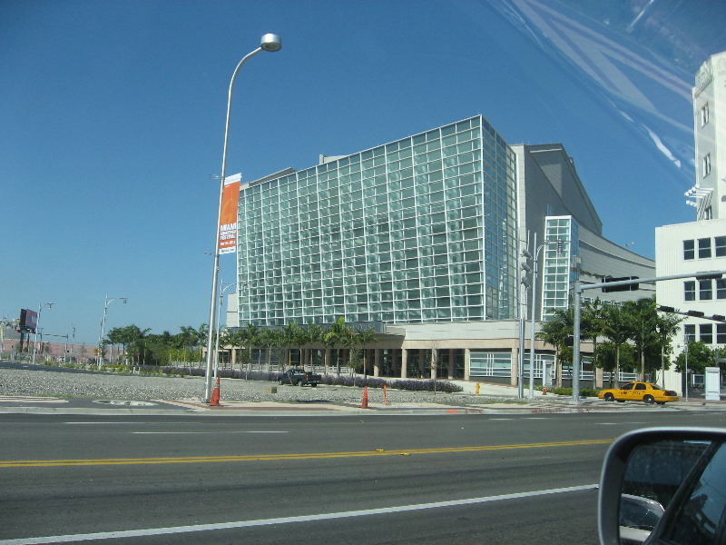 Downtown-Miami-Skyscrapers-I95-Highway-016