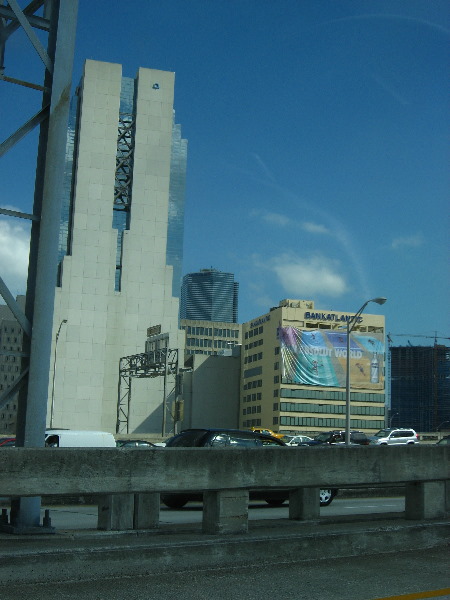 Downtown-Miami-Skyscrapers-I95-Highway-028