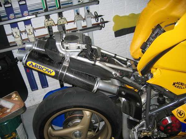 2000-Ducati-748R-Custom-Sportbike-009