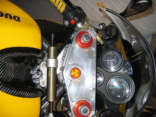 2000-Ducati-748R-Custom-Sportbike-013