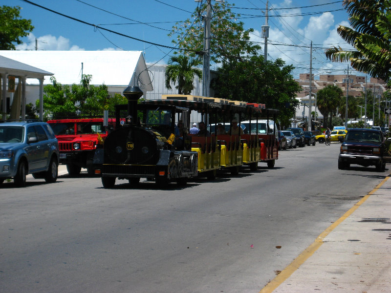 Duval-Street-Sunset-Pier-Downtown-Key-West-FL-006