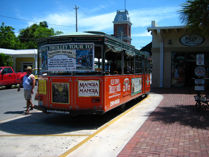 Duval-Street-Sunset-Pier-Downtown-Key-West-FL-033