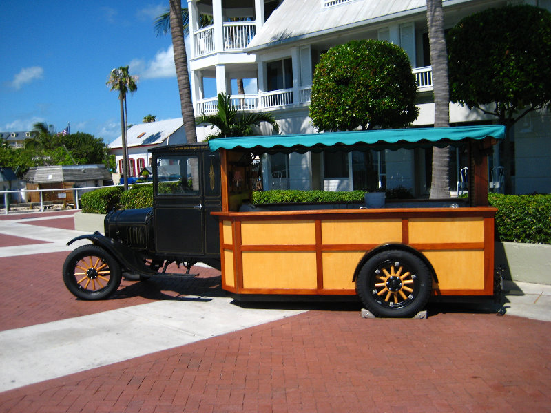 Duval-Street-Sunset-Pier-Downtown-Key-West-FL-073