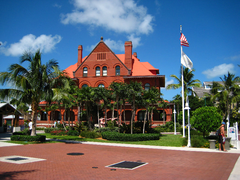 Duval-Street-Sunset-Pier-Downtown-Key-West-FL-081