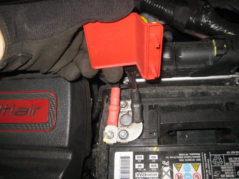 Fiat-500-12V-Automotive-Battery-Replacement-Guide-021
