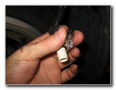 Fiat-500-Front-Side-Marker-Light-Bulb-Replacement-Guide-010