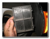 Fiat-500-Front-Side-Marker-Light-Bulb-Replacement-Guide-013