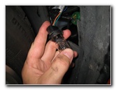 Fiat-500-Front-Turn-Signal-DRL-Light-Bulbs-Replacement-Guide-016