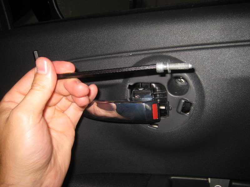 Fiat-500-Interior-Door-Panel-Removal-Guide-016