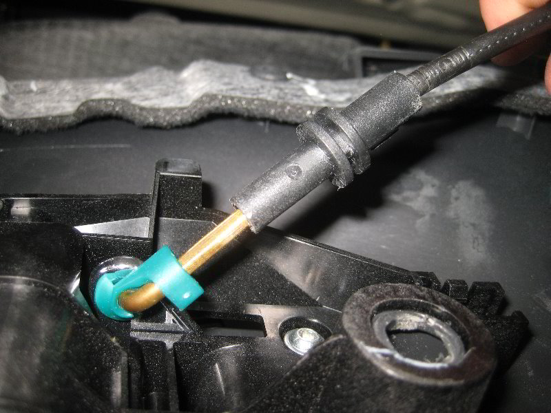 Fiat-500-Interior-Door-Panel-Removal-Guide-026