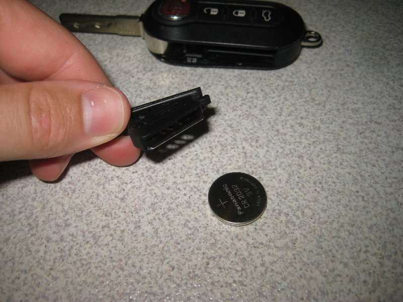 Fiat 500 / Abarth 500+ Key Fob Replacement Battery – Single Cell, OEM Fit