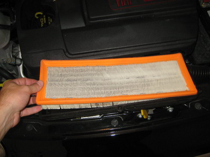 Fiat-500-MultiAir-I4-Engine-Air-Filter-Replacement-Guide-014