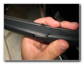 Fiat-500-Rear-Window-Wiper-Blade-Replacement-Guide-013