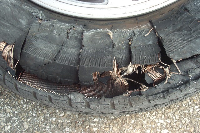 Firestone-Tire-Failure-04