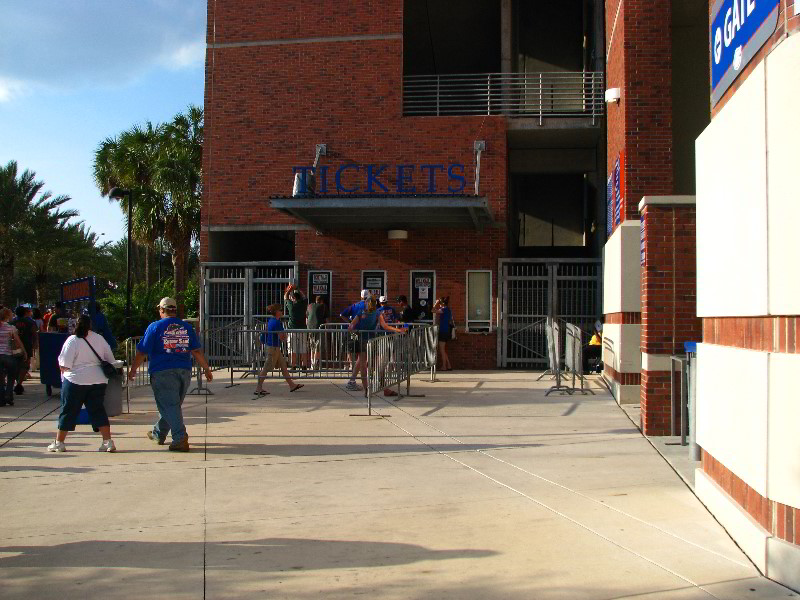 UF-Vs-UM-9-6-08-College-Football-Game-008