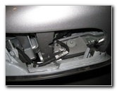 Ford-Crown-Victoria-Headlight-Bulbs-Replacement-Guide-038