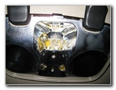 Ford-Crown-Victoria-Overhead-Dome-Light-Bulbs-Replacement-Guide-004