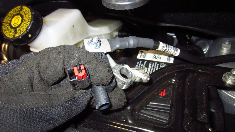 Ford-EcoSport-12V-Automotive-Battery-Replacement-Guide-005