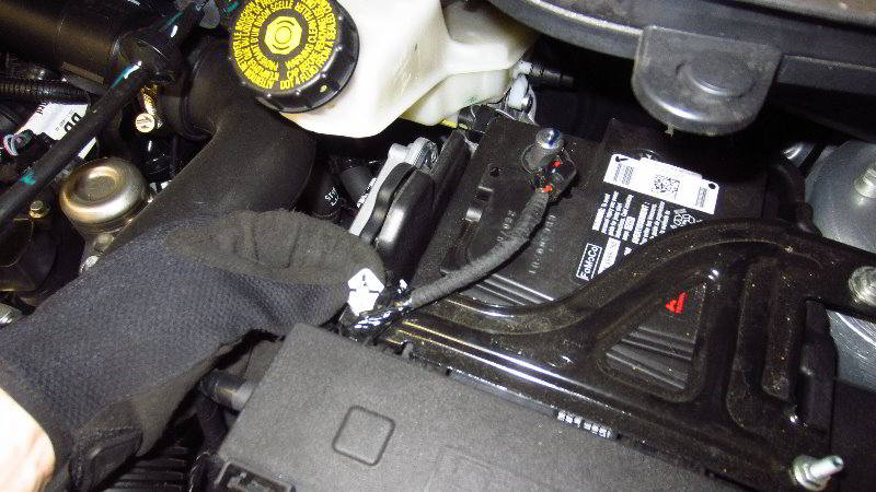 Ford-EcoSport-12V-Automotive-Battery-Replacement-Guide-007