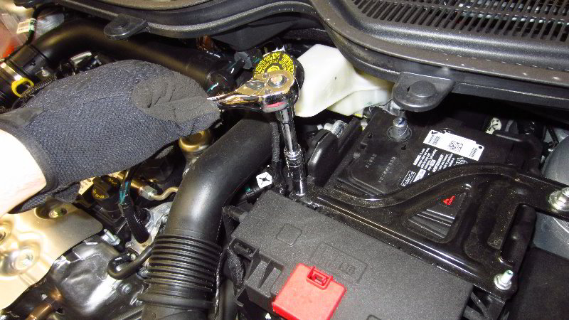 Ford-EcoSport-12V-Automotive-Battery-Replacement-Guide-009