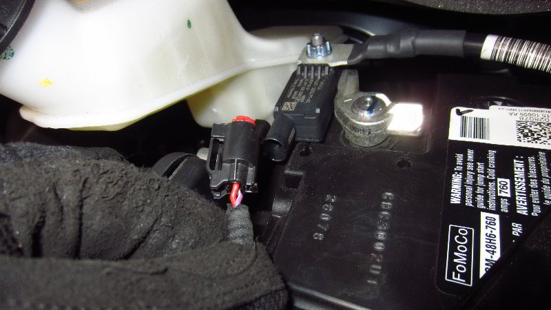 Ford-EcoSport-12V-Automotive-Battery-Replacement-Guide-035