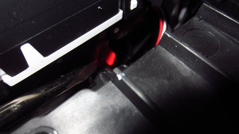 Ford-EcoSport-Automatic-Transmission-Shift-Lock-Release-Guide-022