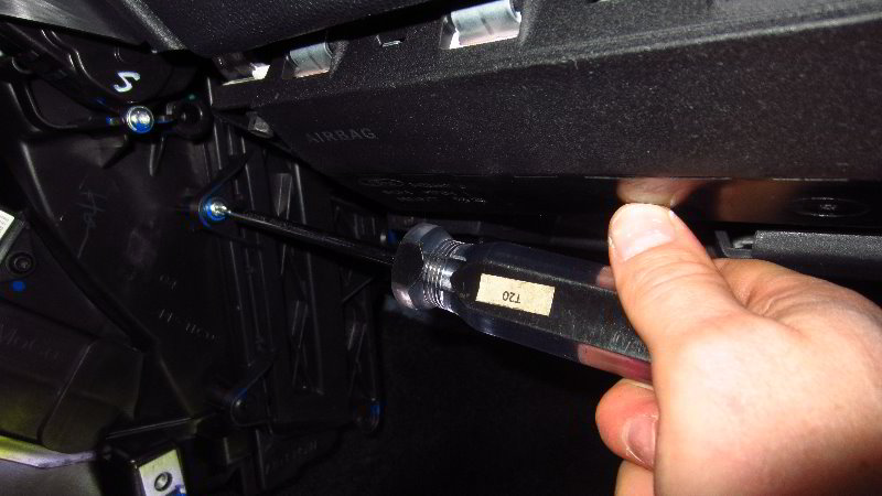 Ford-EcoSport-Cabin-Air-Filter-Replacement-Guide-013