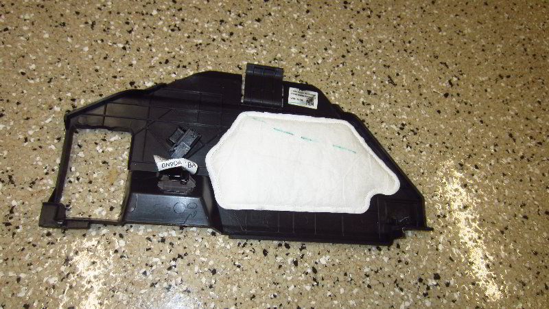 Ford-EcoSport-Cabin-Air-Filter-Replacement-Guide-022
