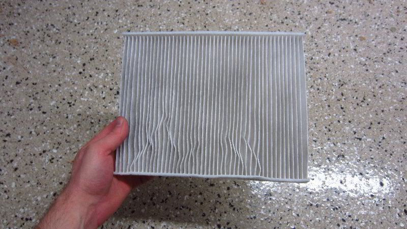 Ford-EcoSport-Cabin-Air-Filter-Replacement-Guide-038