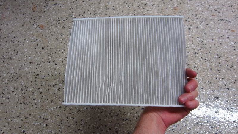Ford-EcoSport-Cabin-Air-Filter-Replacement-Guide-039
