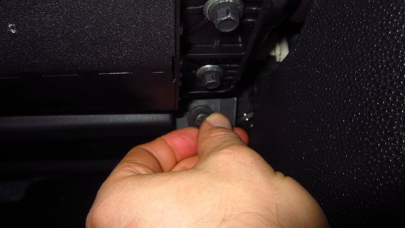 Ford-EcoSport-Cabin-Air-Filter-Replacement-Guide-057