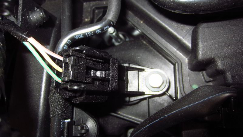 Ford-EcoSport-Camshaft-Position-Sensors-Replacement-Guide-005