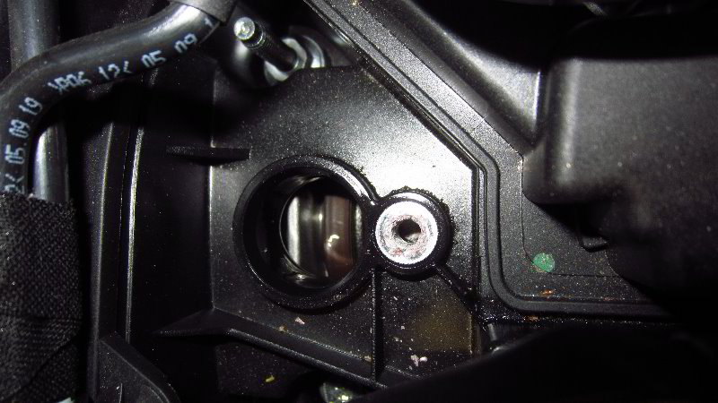 Ford-EcoSport-Camshaft-Position-Sensors-Replacement-Guide-016