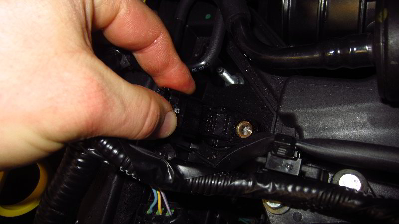 Ford-EcoSport-Camshaft-Position-Sensors-Replacement-Guide-017