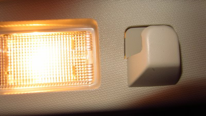 Ford-EcoSport-Cargo-Area-Light-Bulb-Replacement-Guide-002