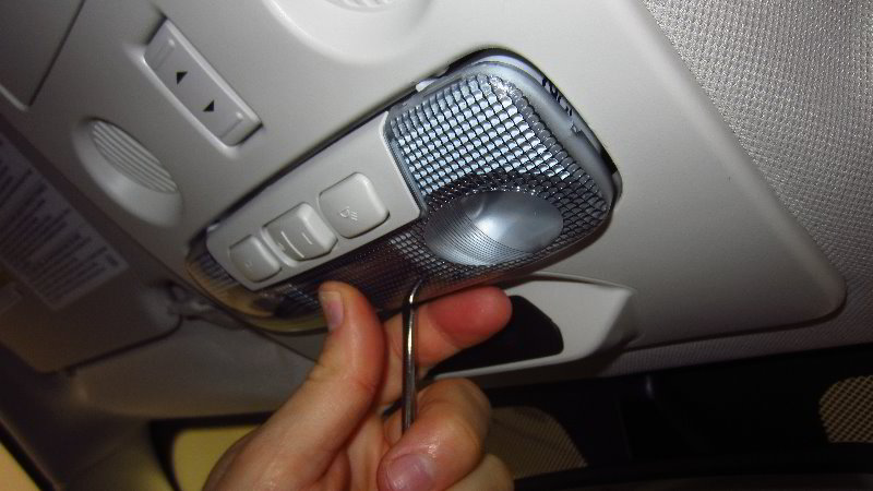 Ford-EcoSport-Dome-Map-Light-Bulbs-Replacement-Guide-005