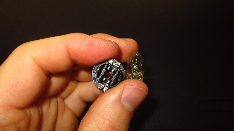 Ford-EcoSport-Dome-Map-Light-Bulbs-Replacement-Guide-011