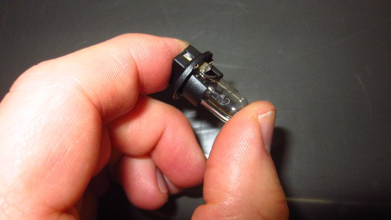 Ford-EcoSport-Dome-Map-Light-Bulbs-Replacement-Guide-013