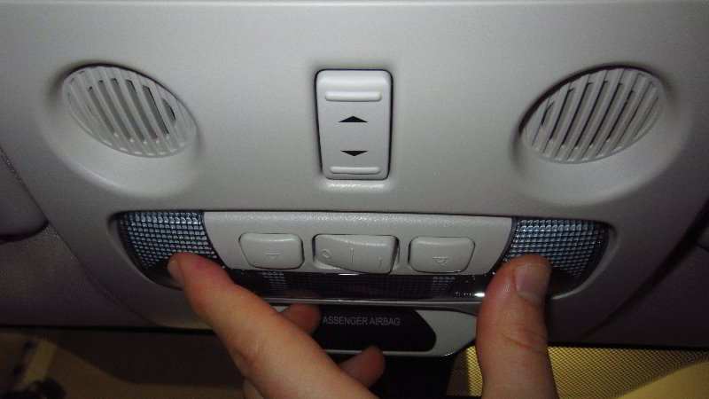 Ford-EcoSport-Dome-Map-Light-Bulbs-Replacement-Guide-019