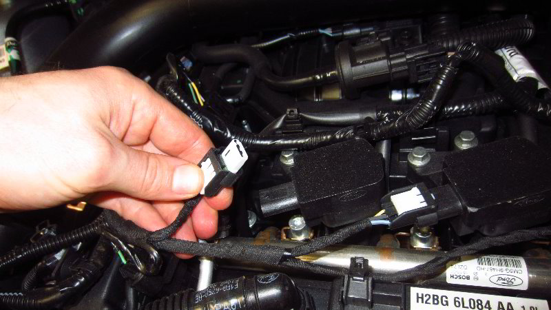Ford-EcoSport-EcoBoost-1L-I3-Engine-Spark-Plugs-Replacement-Guide-005