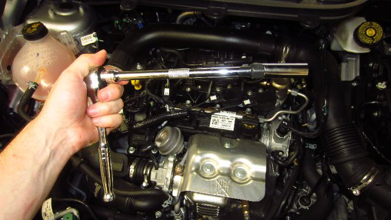 Ford-EcoSport-EcoBoost-1L-I3-Engine-Spark-Plugs-Replacement-Guide-012