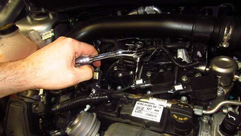 Ford-EcoSport-EcoBoost-1L-I3-Engine-Spark-Plugs-Replacement-Guide-018