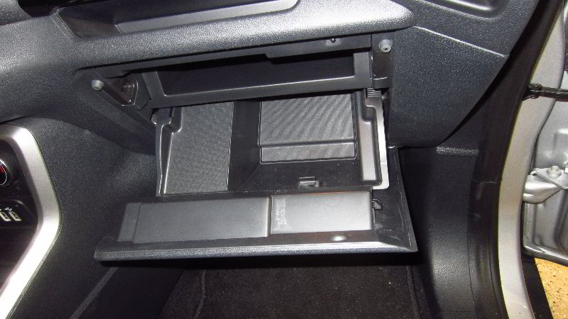 Ford-EcoSport-Electrical-Fuse-Replacement-Guide-009